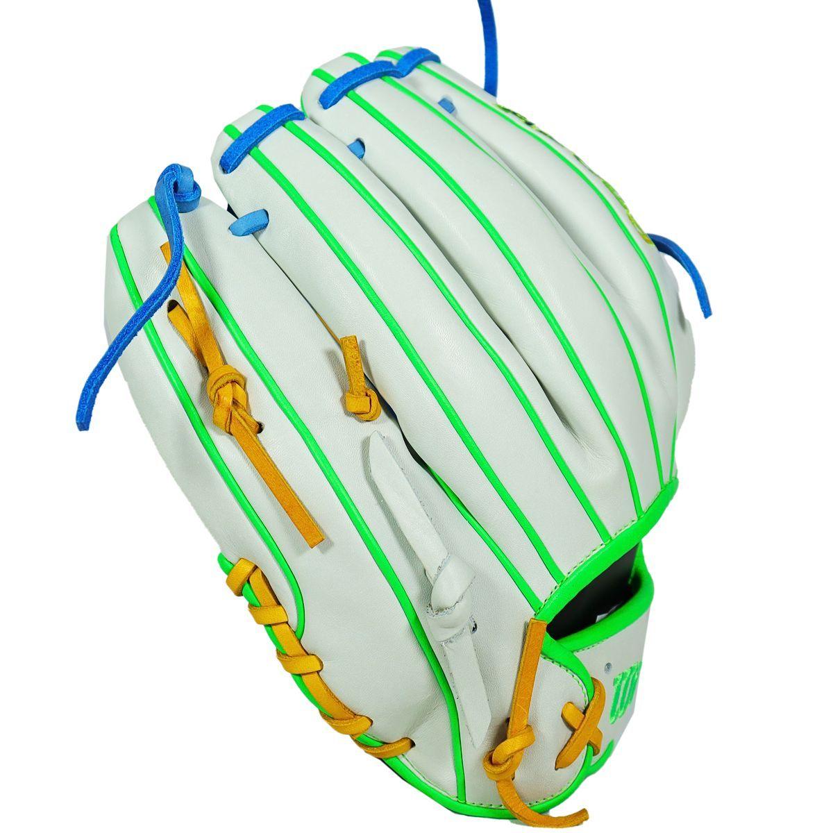 Wilson A2000 1786 Yoshi 11.5
