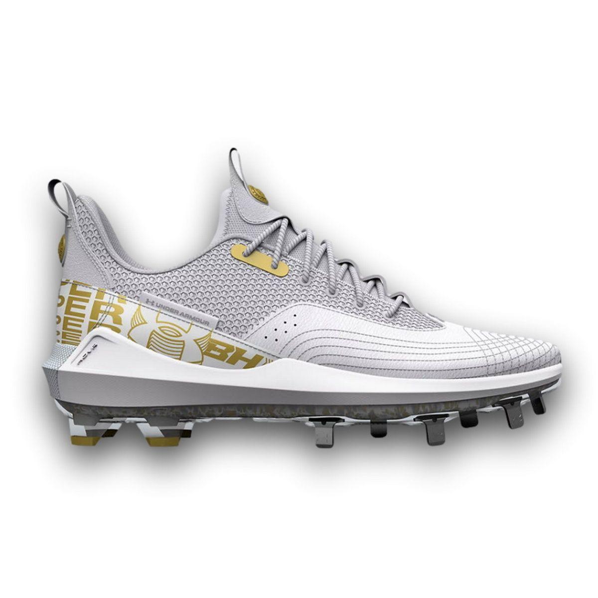 Under Armour スパイク ホワイト/ゴールド Under Armour Bryce Harper Cleats 7 White and Gold | Better Baseball