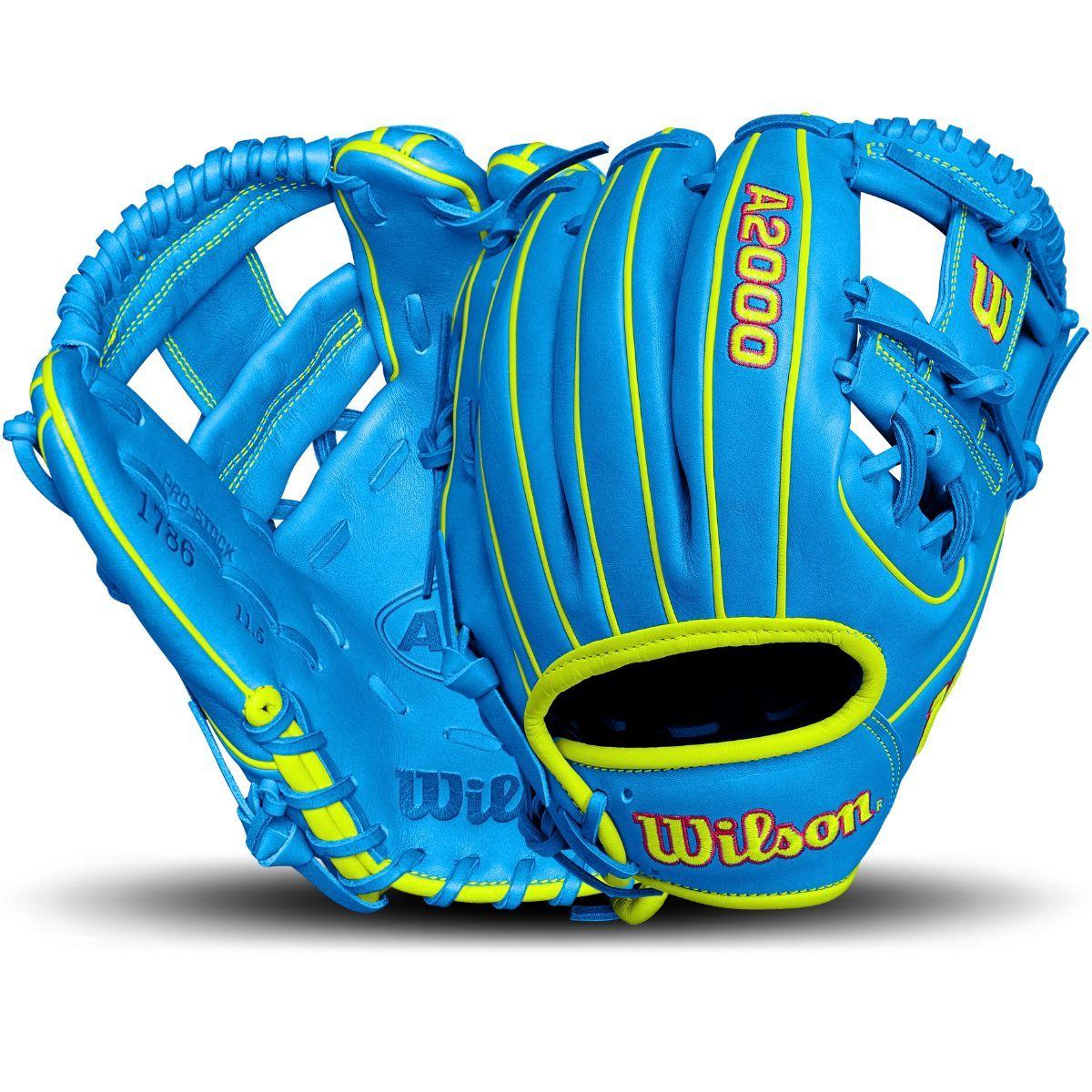 Wilson A2000 baseball glove