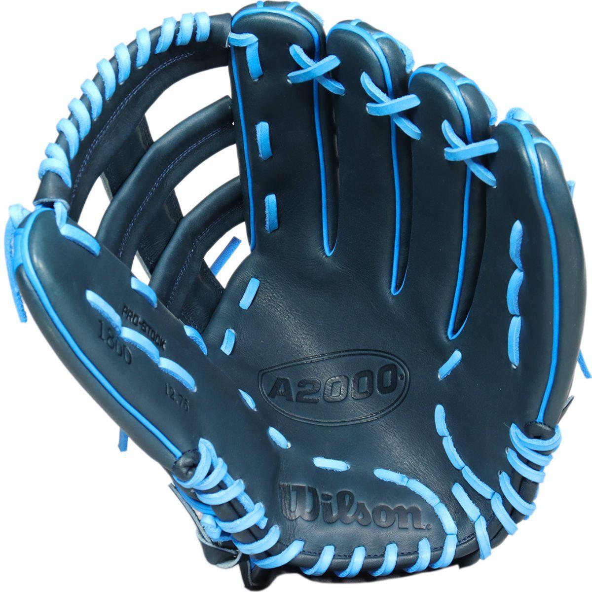 Wilson A2000 軟式グローブ ブラック/水色 Wilson A2000 1800 Tsunami Outfield Glove | Better Baseball