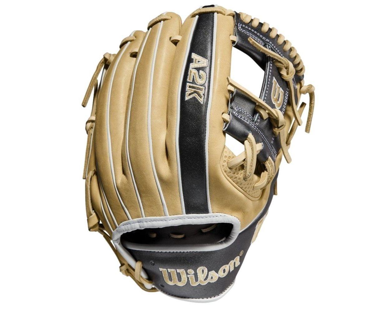 WILSON 2022 MOOKIE BETTS A2K® 1786SS GM 11.5 INFIELD BASEBALL GLOVE - –  Prime Sports Midwest