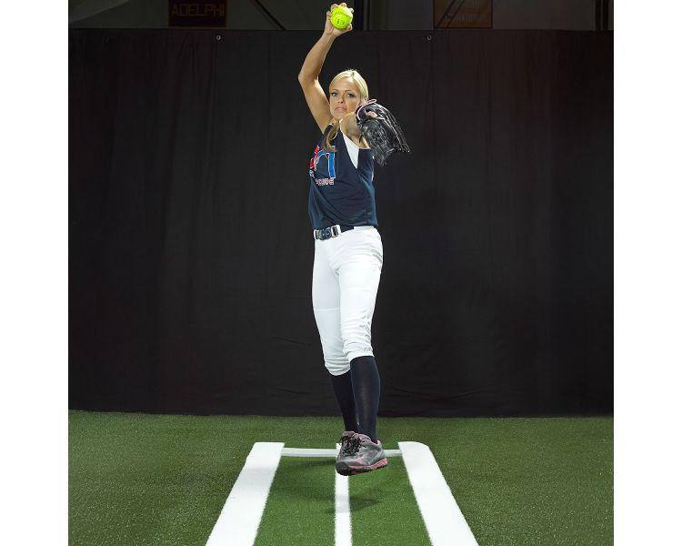 ProMounds Jennie Finch Softball Pitching Lane Pro pitching