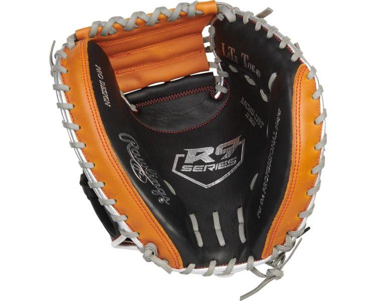 R9 Catchers Mitt
