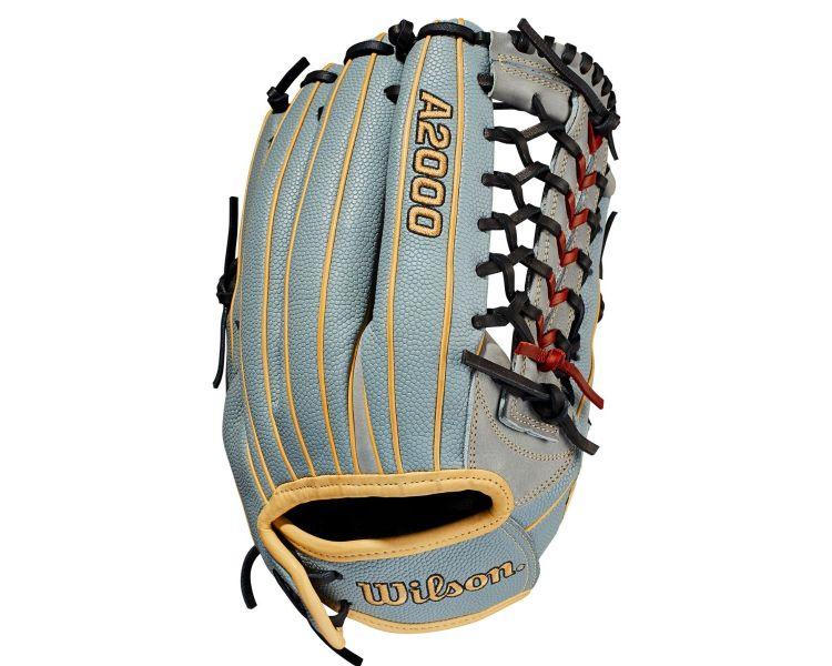 A2000 Fastpitch Glove