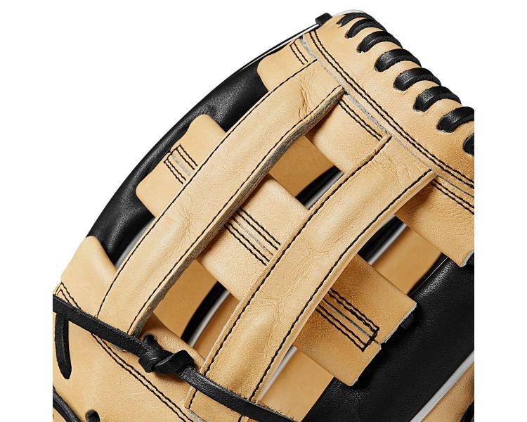 Wilson A2000 1750 12.5" Outfield Glove: WBW101393