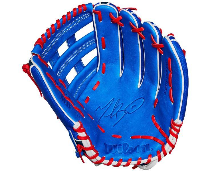 Mookie Betts Glove