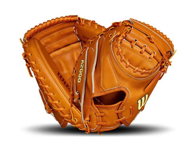 Wilson A2000 Catcher's mitt: WBW102094335