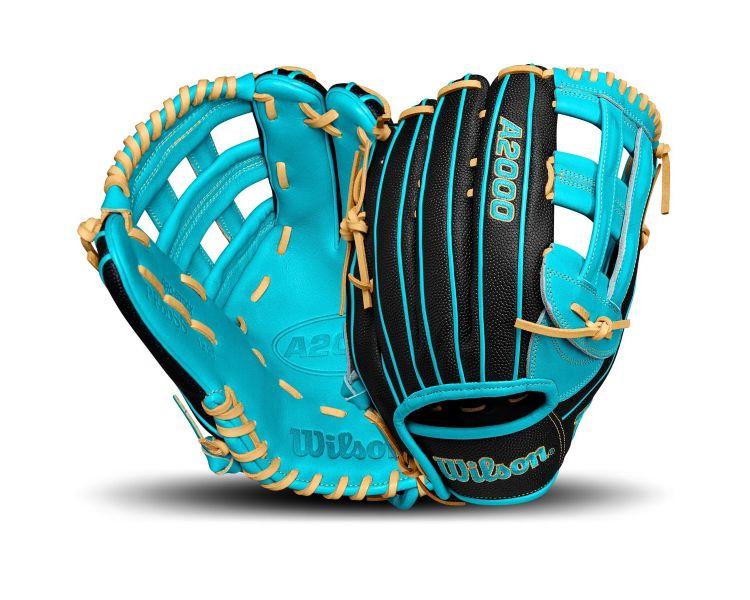 Wilson A2000 outfield glove