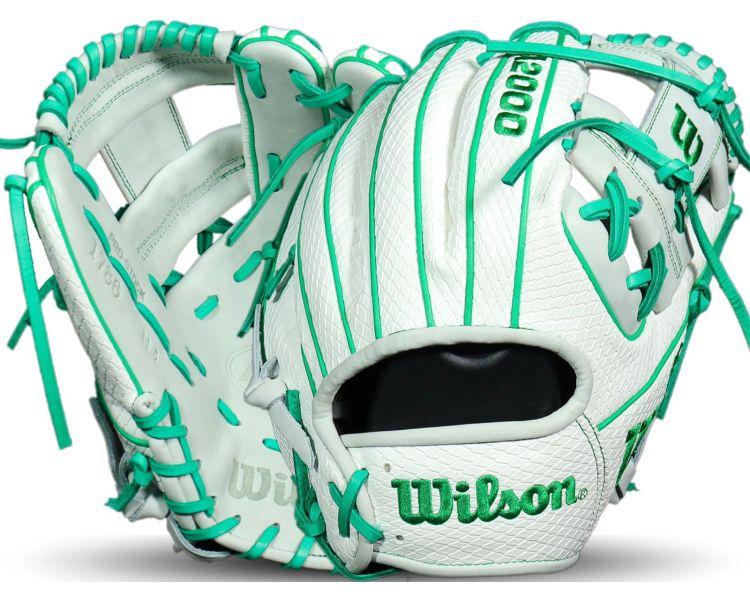 Wilson A2000 1786 Four Leaf 11.5 Inch Infield Glove