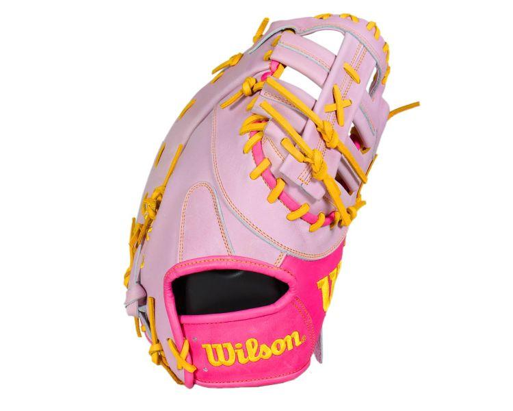 Wilson A2000 Pink First Base Glove